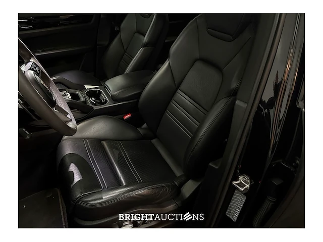 Porsche cayenne e-hybrid 3.0 476pk 2021 (origineel-nl), l-677-rb - afbeelding 2 van  59