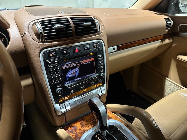 Porsche cayenne s 4.5 v8 340pk 2006, 96-tg-zv youngtimer - afbeelding 24 van  48