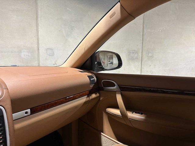 Porsche cayenne s 4.5 v8 340pk 2006, 96-tg-zv youngtimer - afbeelding 26 van  48