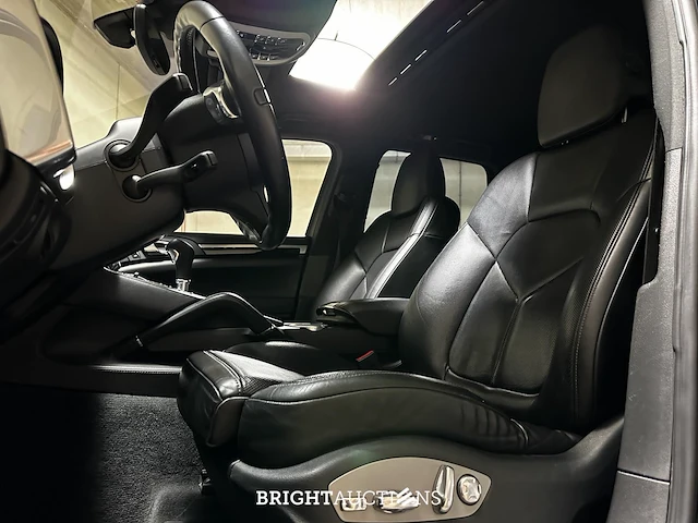 Porsche cayenne s 4.8 v8 400pk 2011, hfz-55-k - afbeelding 31 van  57