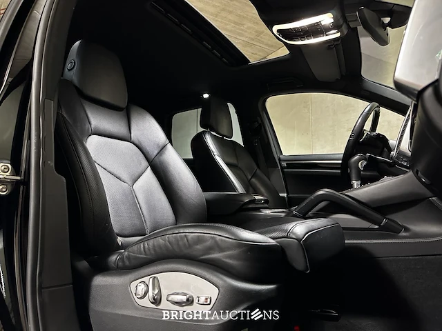 Porsche cayenne s 4.8 v8 400pk 2011, hfz-55-k - afbeelding 41 van  57