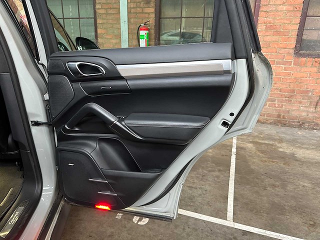 Porsche cayenne s 4.8 v8 sport-chrono 400pk 2013, jp-842-t - afbeelding 36 van  50