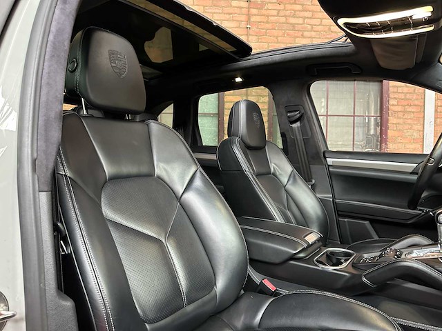 Porsche cayenne s 4.8 v8 sport-chrono 400pk 2013, jp-842-t - afbeelding 46 van  50