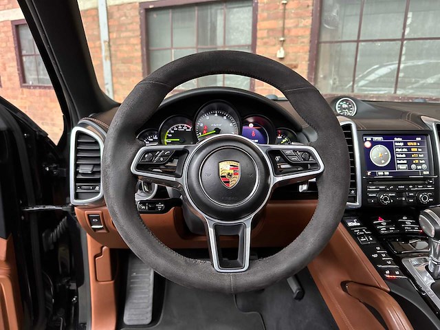 Porsche cayenne s e-hybrid 3.0 v6 416pk 2015, hb-194-d - afbeelding 9 van  47