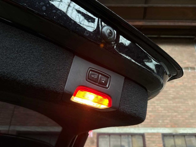 Porsche cayenne s e-hybrid 3.0 v6 416pk 2015, hb-194-d - afbeelding 32 van  47