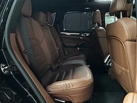 Porsche cayenne s e-hybrid 3.0 v6 416pk 2015, hb-194-d - afbeelding 35 van  47