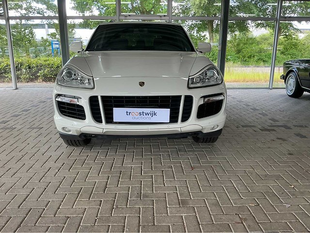 Porsche cayenne turbo | 4.8 v8 | 2009 | youngtimer | 500 pk | btw auto - afbeelding 27 van  28