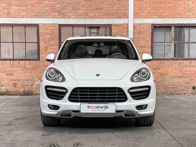 Porsche cayenne turbo 4.8 v8 500hp 2013 oem sport design 500pk 2013 - afbeelding 41 van  45