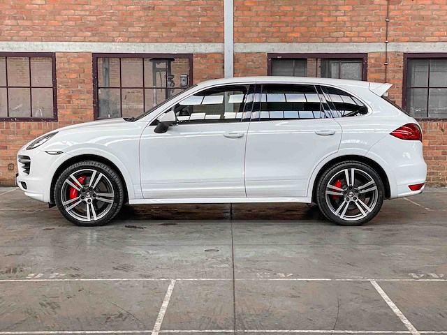 Porsche cayenne turbo 4.8 v8 500hp 2013 oem sport design 500pk 2013 - afbeelding 8 van  45