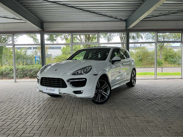 Porsche cayenne turbo 4.8 v8 500hp 2013 sport design 500pk 2013 btw auto - afbeelding 1 van  49