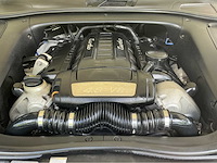 Porsche cayenne turbo 4.8 v8 500pk 2009 youngtimer hvf-20-f - afbeelding 7 van  32