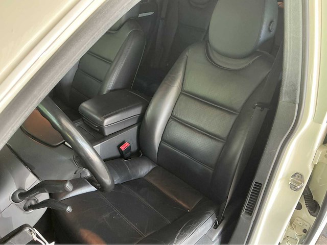 Porsche cayenne turbo 4.8 v8 500pk 2009 youngtimer hvf-20-f - afbeelding 10 van  32