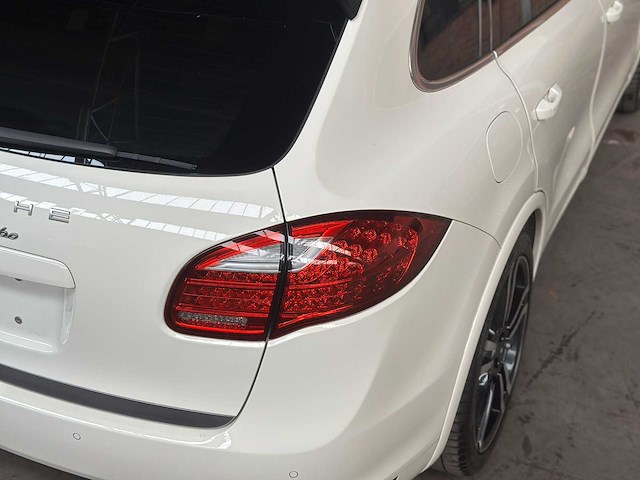 Porsche cayenne turbo 4.8 v8 500pk 2010 38.000km! - afbeelding 8 van  54
