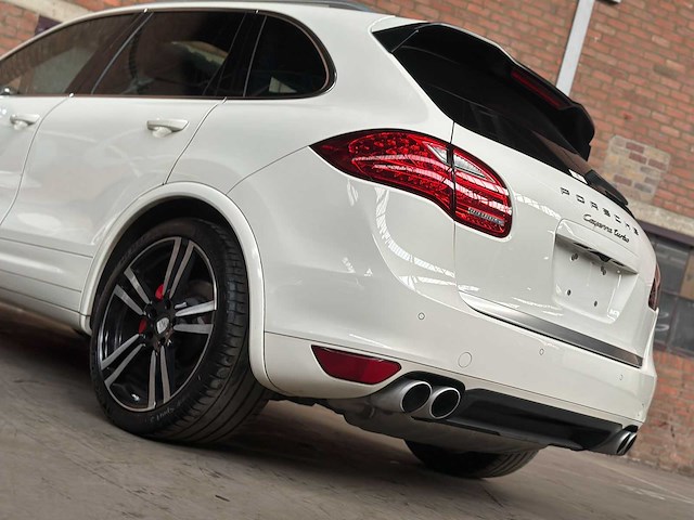 Porsche cayenne turbo 4.8 v8 500pk 2010 38.000km! - afbeelding 11 van  54