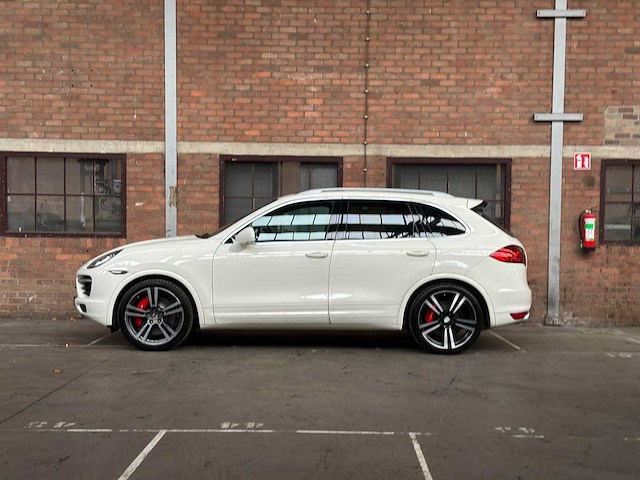 Porsche cayenne turbo 4.8 v8 500pk 2010 38.000km! - afbeelding 14 van  54