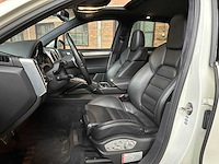 Porsche cayenne turbo 4.8 v8 500pk 2010 38.000km! - afbeelding 43 van  54