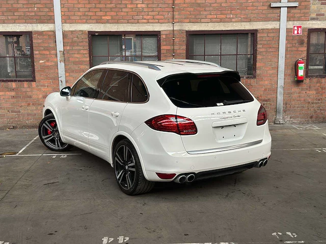 Porsche cayenne turbo 4.8 v8 500pk 2010 38.000km! - afbeelding 10 van  54