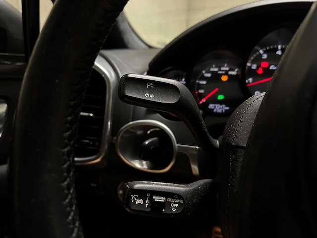 Porsche cayenne turbo 4.8 v8 500pk 2010, jf-108-d - afbeelding 20 van  57