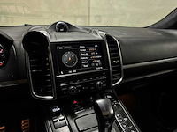 Porsche cayenne turbo 4.8 v8 500pk 2010, jf-108-d - afbeelding 26 van  57