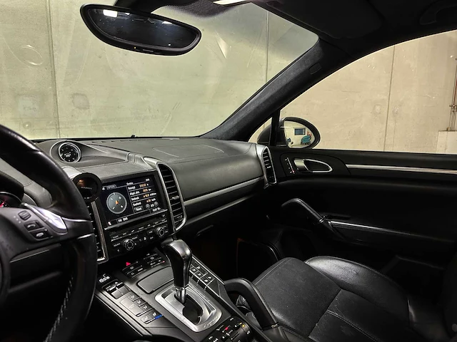 Porsche cayenne turbo 4.8 v8 500pk 2010, jf-108-d - afbeelding 21 van  57