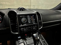 Porsche cayenne turbo 4.8 v8 500pk 2010, jf-108-d - afbeelding 31 van  57