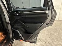 Porsche cayenne turbo 4.8 v8 500pk 2010, jf-108-d - afbeelding 44 van  57