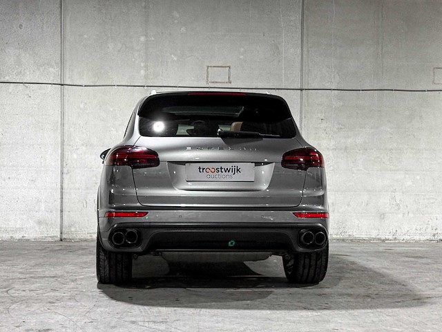 Porsche cayenne turbo 4.8 v8 520pk 2017 sport-chrono - afbeelding 3 van  44