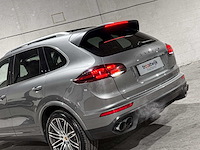 Porsche cayenne turbo 4.8 v8 520pk 2017 sport-chrono - afbeelding 8 van  44