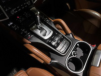 Porsche cayenne turbo 4.8 v8 520pk 2017 sport-chrono - afbeelding 21 van  44