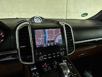 Porsche cayenne turbo 4.8 v8 520pk 2017 sport-chrono - afbeelding 24 van  44