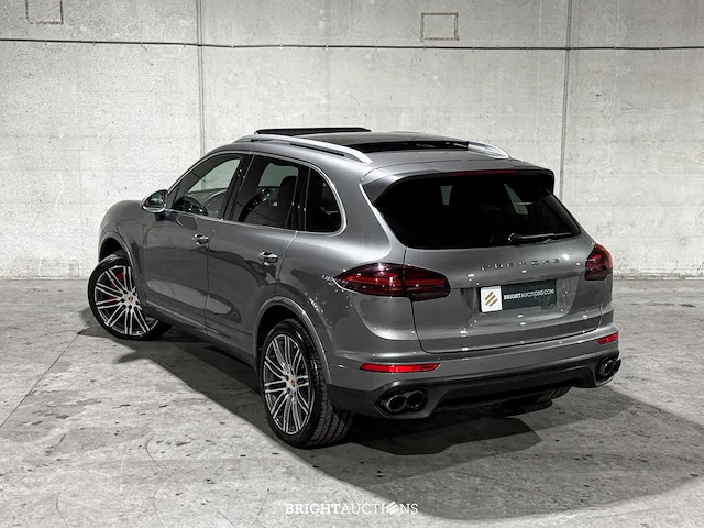 Porsche cayenne turbo 4.8 v8 520pk 2017 sport-chrono - afbeelding 5 van  43