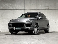 Porsche cayenne turbo 4.8 v8 520pk 2017 sport-chrono