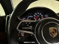 Porsche cayenne turbo 4.8 v8 520pk 2017 sport-chrono - afbeelding 15 van  43