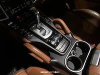 Porsche cayenne turbo 4.8 v8 520pk 2017 sport-chrono - afbeelding 20 van  43