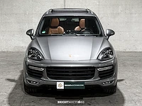 Porsche cayenne turbo 4.8 v8 520pk 2017 sport-chrono - afbeelding 39 van  43
