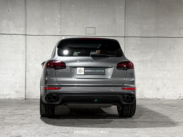 Porsche cayenne turbo 4.8 v8 520pk 2017 sport-chrono - afbeelding 2 van  43