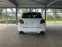 Porsche cayenne turbo s | 4.8 v8 biturbo 550 pk | 2014 | pdcc | luchtvering met pasm | acc | 20-inch 911 turbo design | marge auto - afbeelding 3 van  43