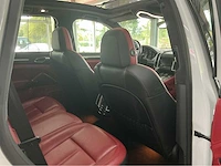 Porsche cayenne turbo s | 4.8 v8 biturbo 550 pk | 2014 | pdcc | luchtvering met pasm | acc | 20-inch 911 turbo design | marge auto - afbeelding 24 van  43