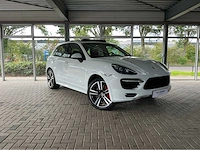 Porsche cayenne turbo s | 4.8 v8 biturbo 550 pk | 2014 | pdcc | luchtvering met pasm | acc | 20-inch 911 turbo design | marge auto - afbeelding 21 van  43