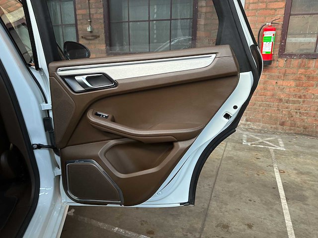 Porsche macan gts 3.0 v6 360pk 2016 (69.000 km) - afbeelding 26 van  41