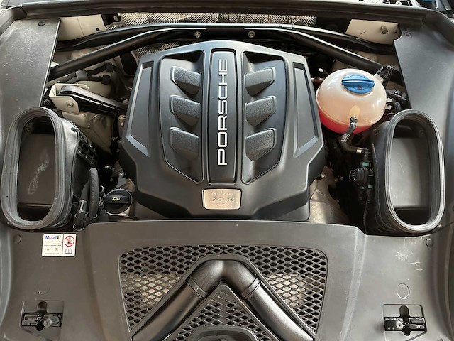 Porsche macan gts 3.0 v6 360pk 2016 (69.000 km) - afbeelding 29 van  41