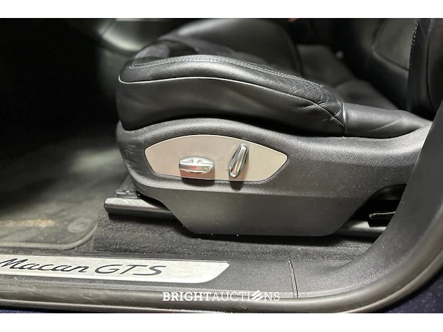 Porsche macan gts 3.0 v6 360pk 2018, r-860-xf - afbeelding 32 van  59