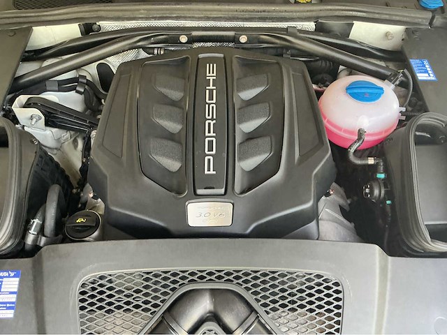 Porsche macan gts | 3.0 v6 biturbo | 2017 | 360 pk | pdk | marge auto - afbeelding 29 van  38