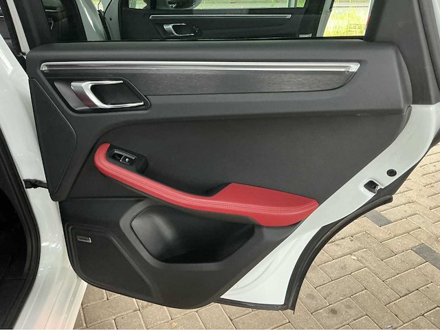 Porsche macan gts | 3.0 v6 biturbo | 2018 | 360 pk | pdk | marge auto - afbeelding 20 van  26