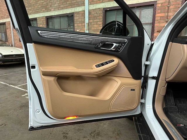 Porsche macan s 2.9 v6 280pk 2022 - afbeelding 21 van  35