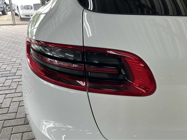 Porsche macan s 3.0 liter v6 bi-turbo benzine 2015 340 pk - afbeelding 7 van  42