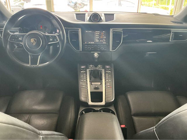 Porsche macan s 3.0 liter v6 bi-turbo benzine 2015 340 pk - afbeelding 18 van  42