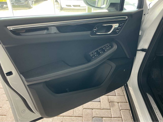 Porsche macan s 3.0 liter v6 bi-turbo benzine 2015 340 pk - afbeelding 22 van  42