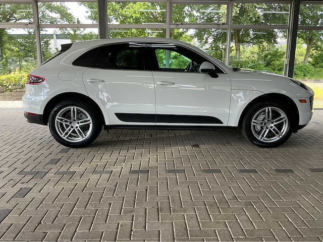 Porsche macan s 3.0 liter v6 bi-turbo benzine 2015 340 pk - afbeelding 36 van  42