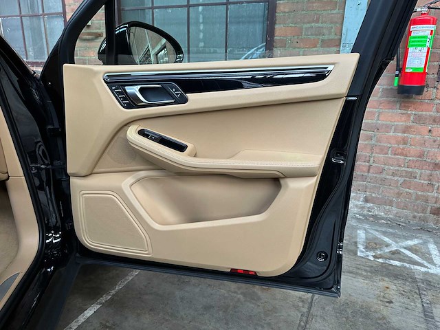 Porsche macan s 3.0 v6 350pk 2015 - afbeelding 36 van  49